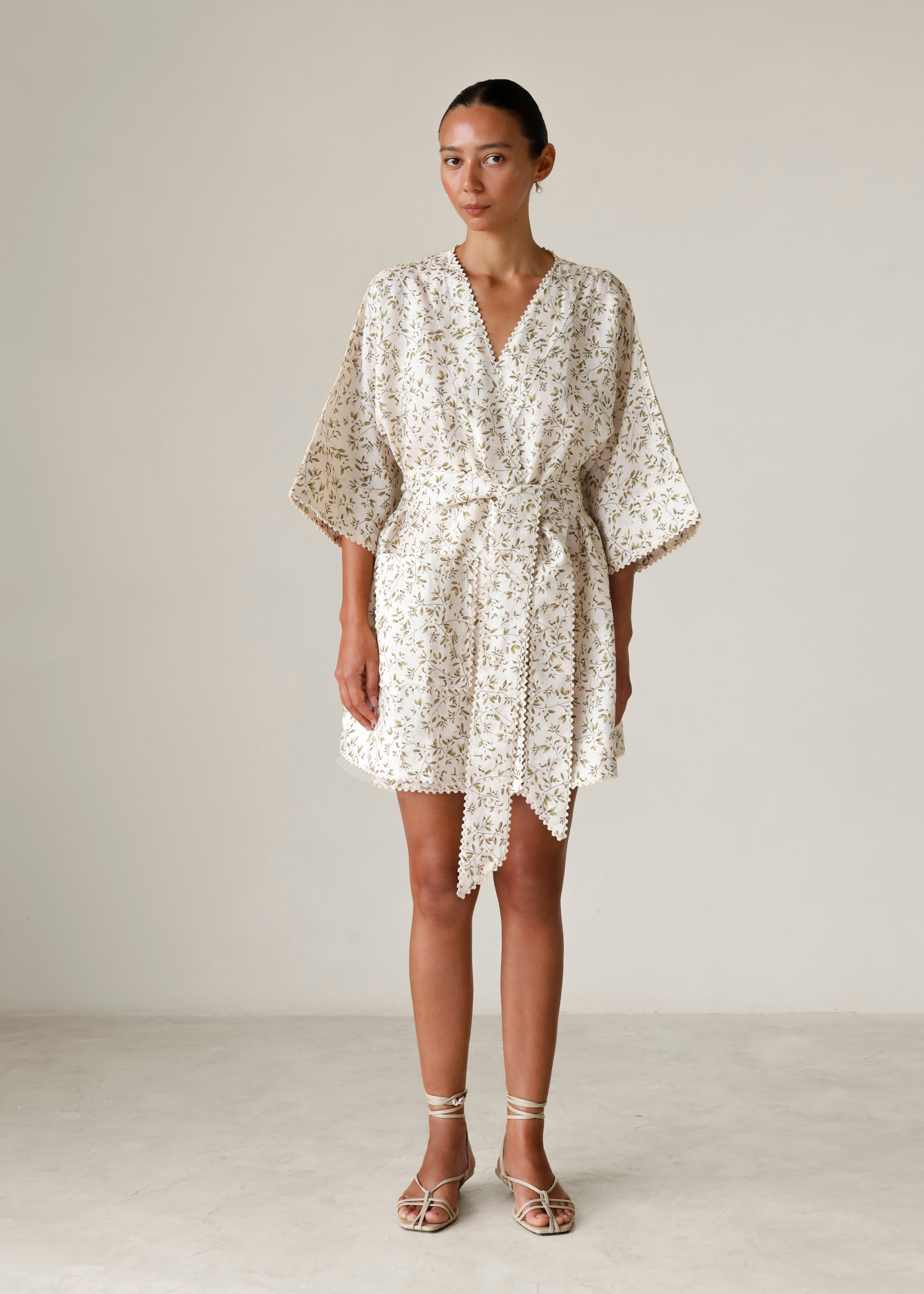 Vira Linen Robe